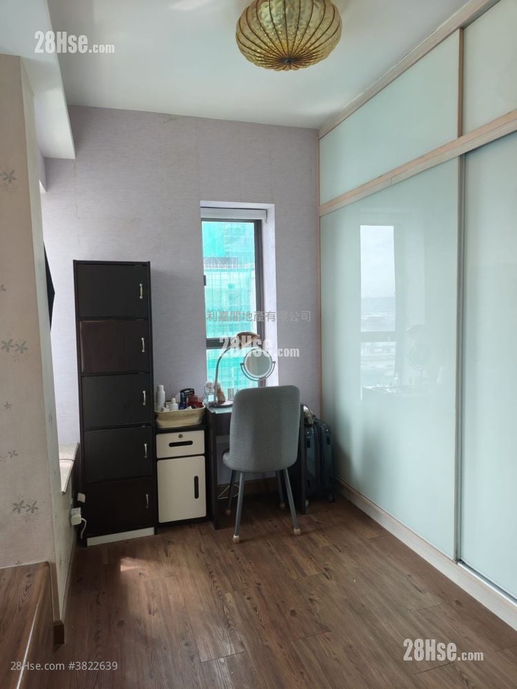 Grand Horizon Sell 2 Bedrooms 451 ft²