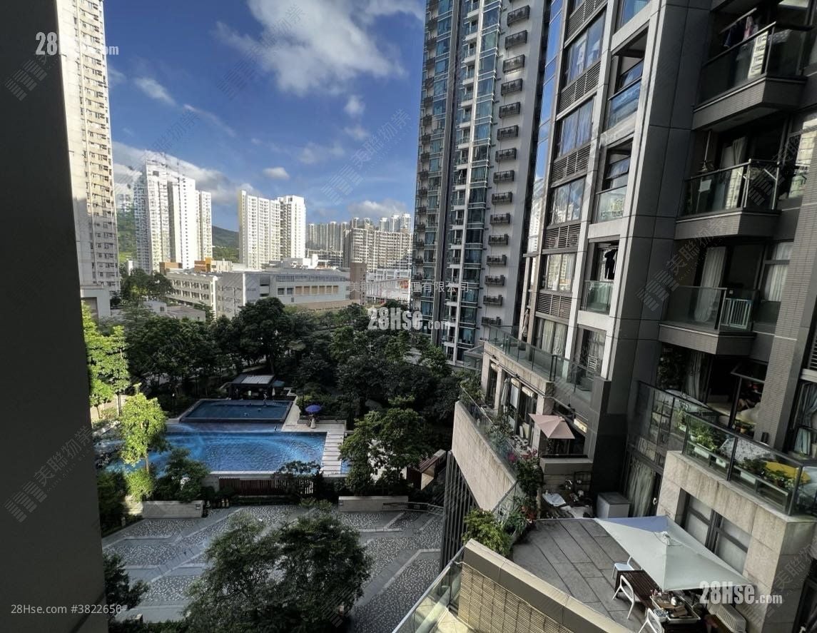 The Wings Sell 3 Bedrooms , 2 Bathrooms 700 ft²