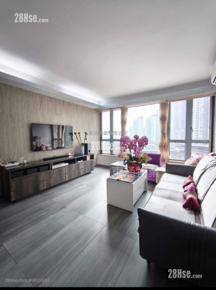 映灣園 售盤 3 房 , 2 浴室 940 平方呎