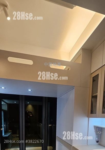 One Innovale 售盘 开放式间隔 , 1 浴室 195 平方尺