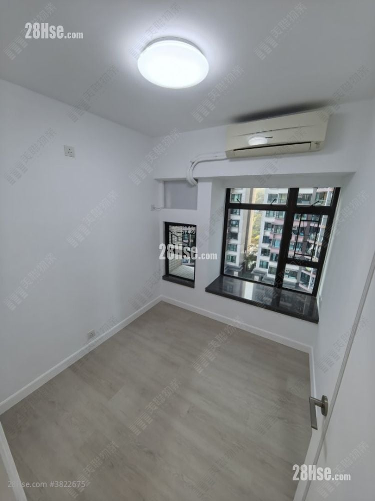 Royal Ascot Sell 3 Bedrooms 676 ft²