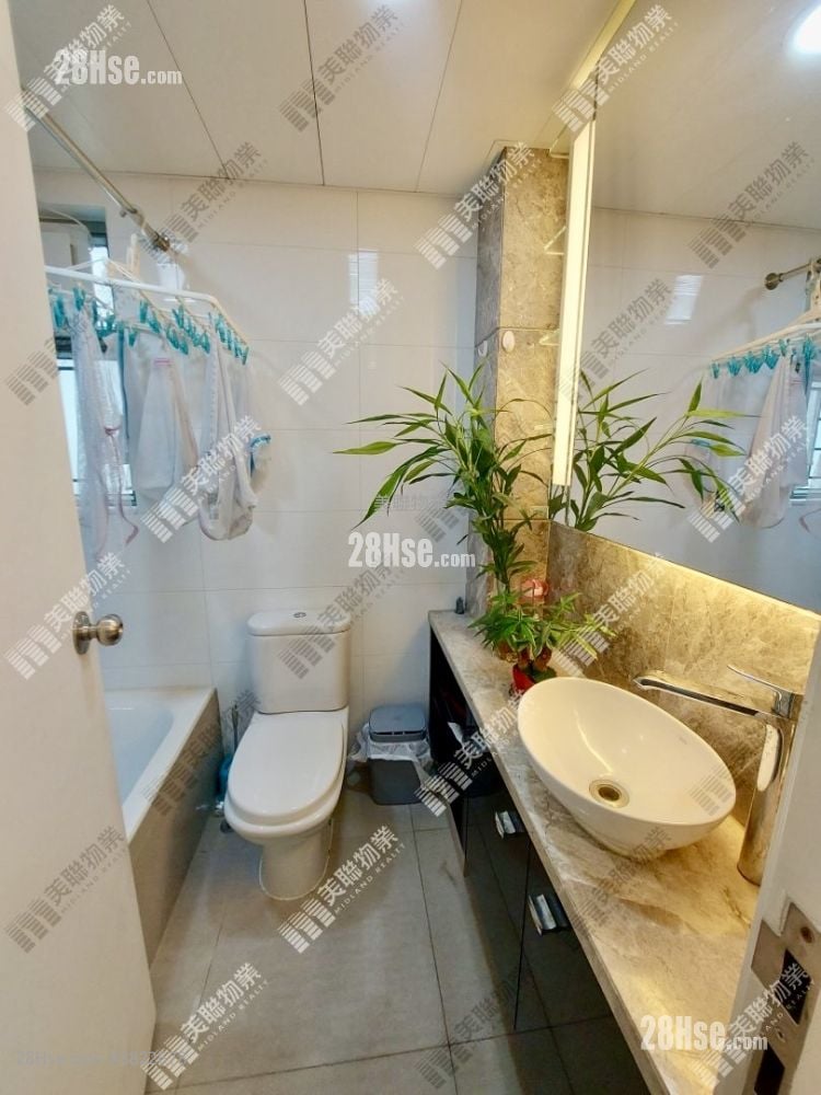 环宇海湾 售盘 3 房 713 平方尺