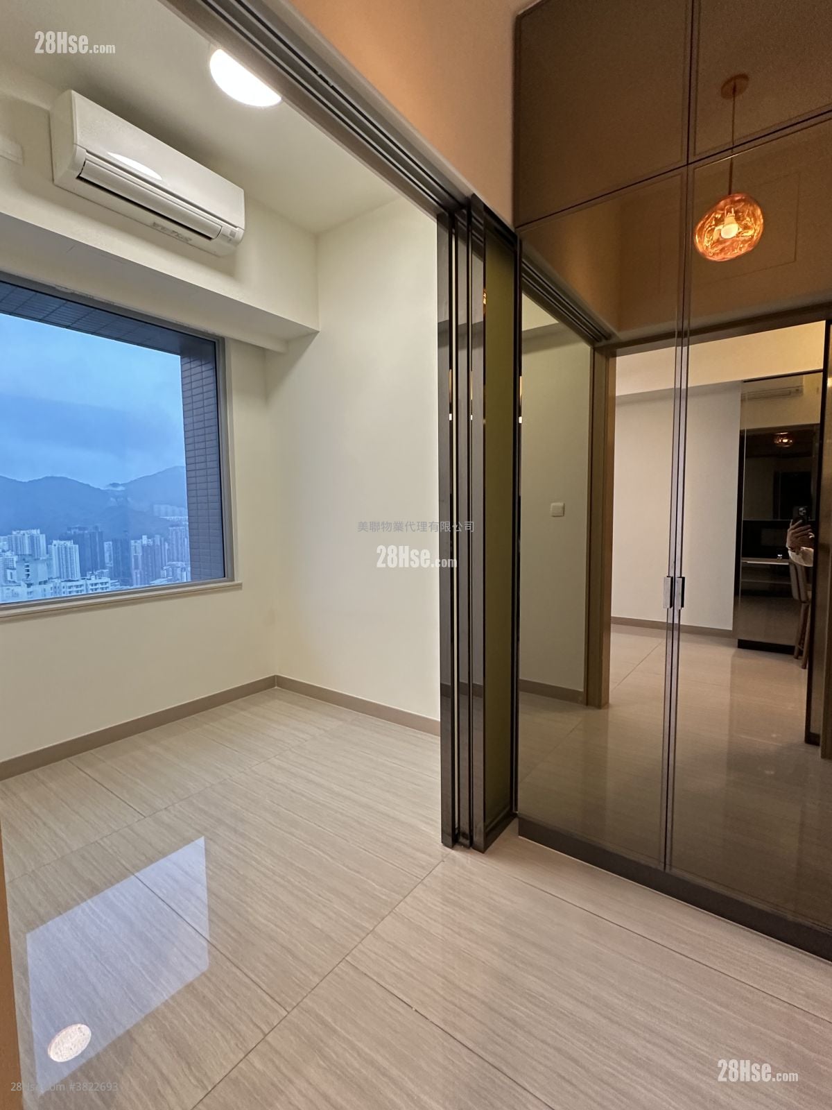 Cullinan West Rental 1 Bedroom , 1 Bathroom 350 ft²