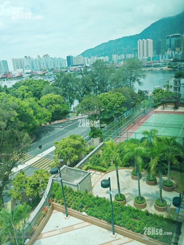 翠峰小筑 售盘 3 房 , 2 浴室 825 平方尺