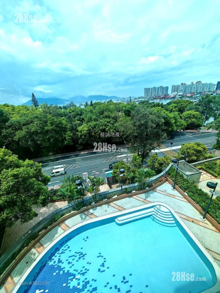 翠峰小筑 售盘 3 房 , 2 浴室 825 平方尺