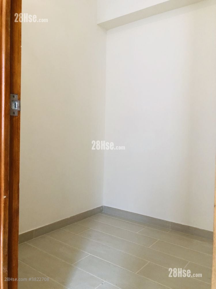 福和大樓 租盤 2 房 , 1 浴室 240 平方呎