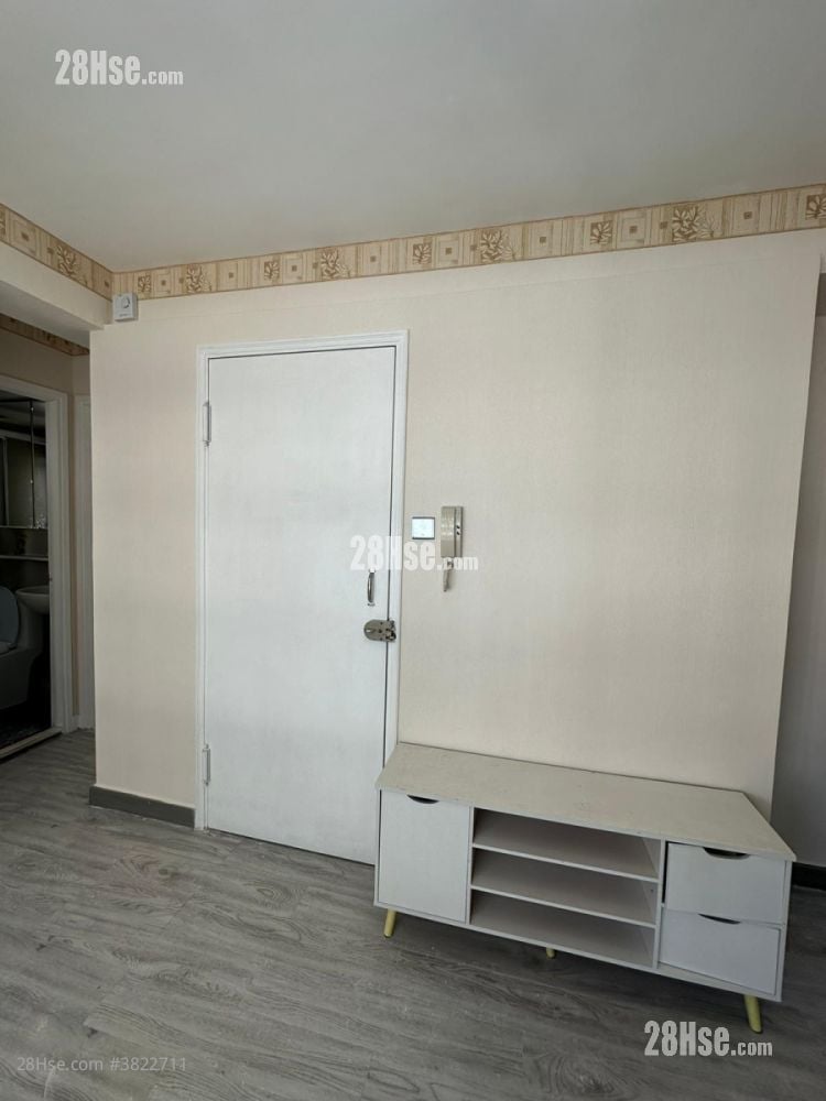 華安閣 租盤 2 房 , 1 浴室 305 平方呎