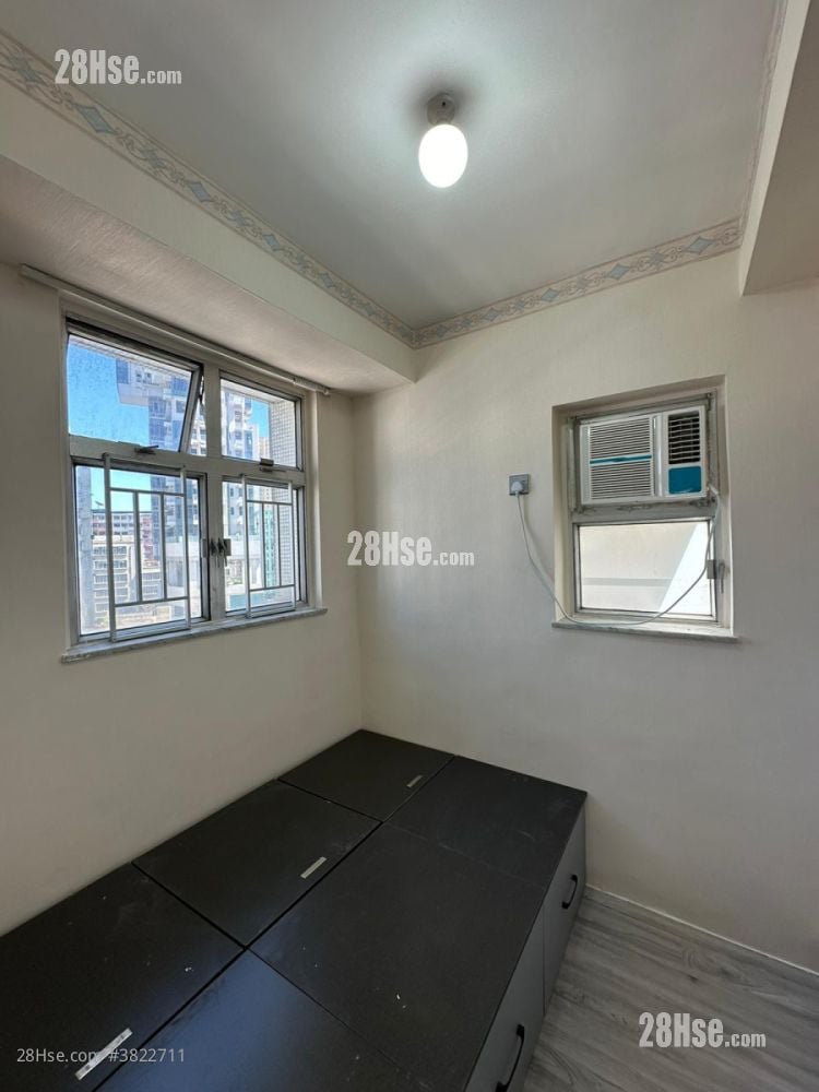 華安閣 租盤 2 房 , 1 浴室 305 平方呎