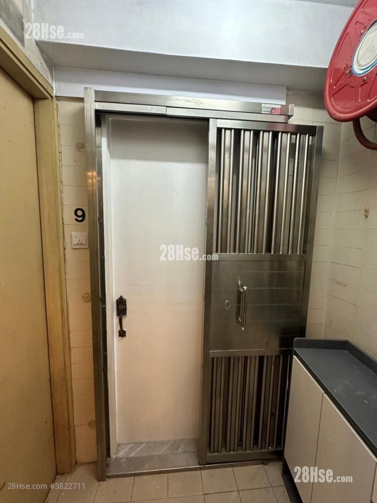 華安閣 租盤 2 房 , 1 浴室 305 平方呎