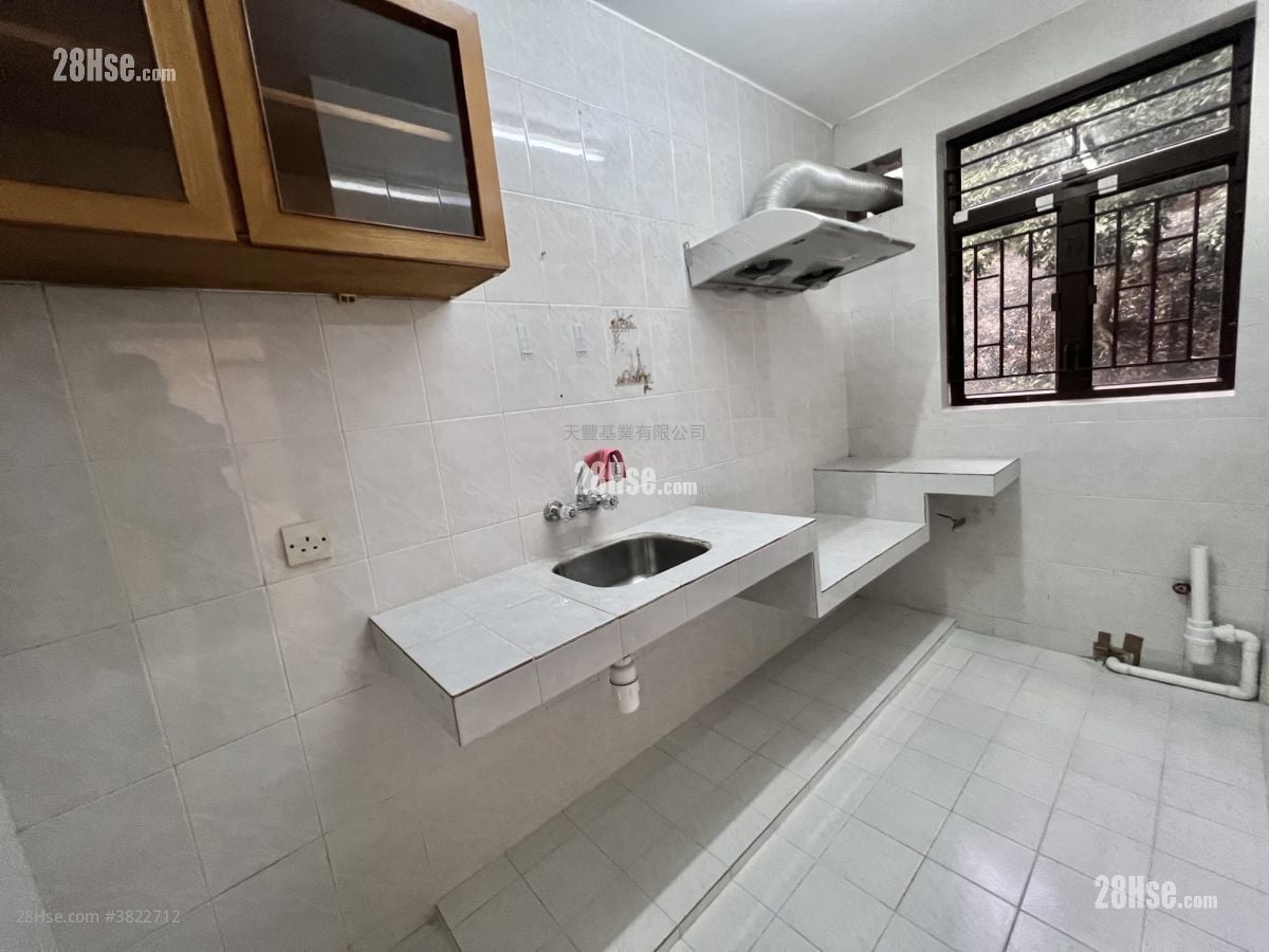 魷魚灣村屋 租盤 3 房 , 1 浴室 700 平方呎