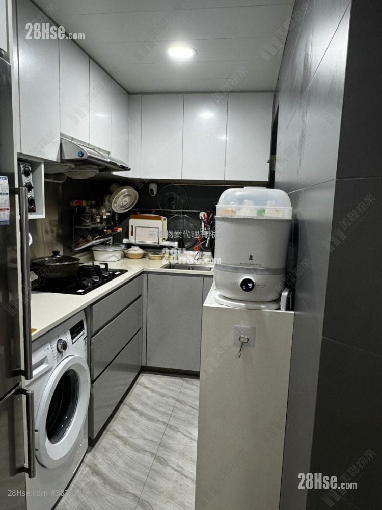 Tseung Kwan O Plaza Sell 2 Bedrooms , 1 Bathroom 451 ft²