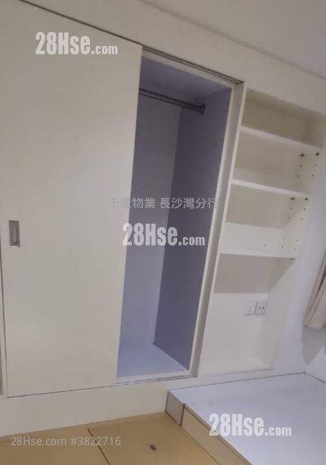Sun Lee Mansion Sell 2 Bedrooms , 1 Bathroom 311 ft²