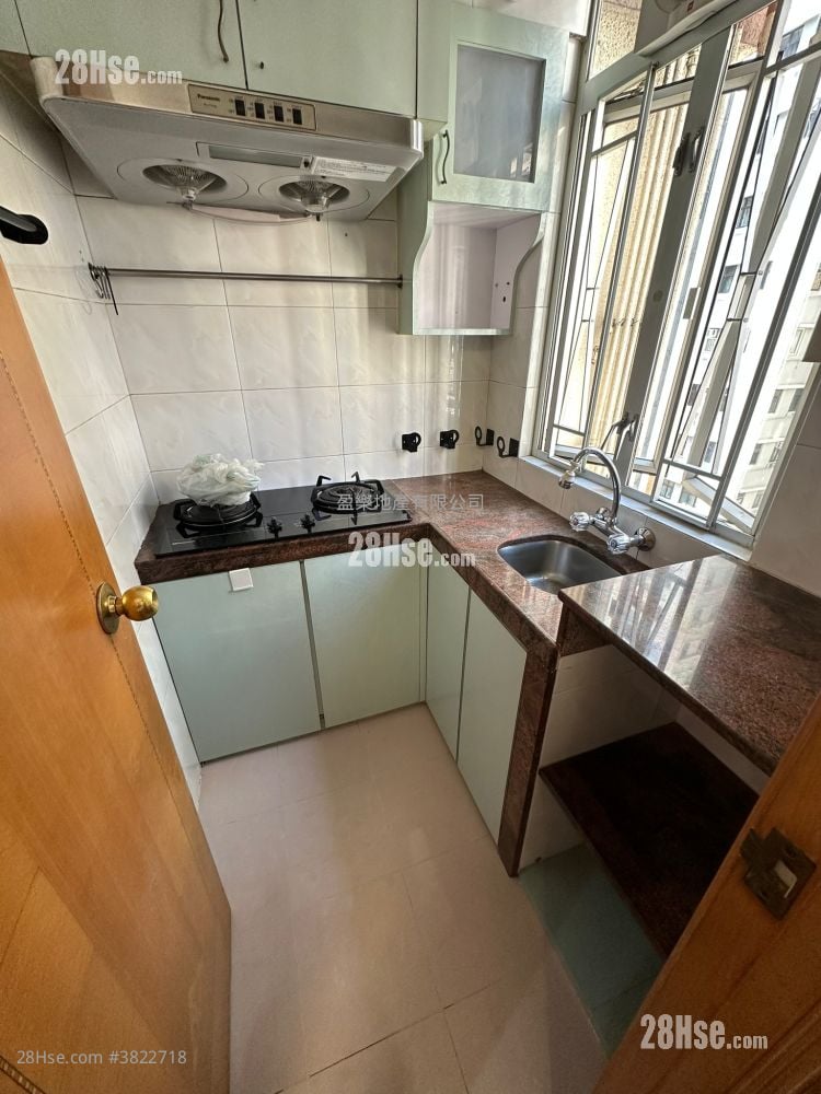 金陵阁 租盘 2 房 , 1 浴室 365 平方尺