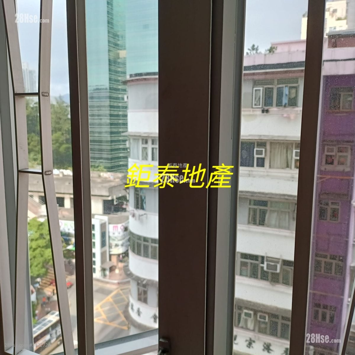 Cheong Ming Building Sell 2 Bedrooms , 1 Bathroom 374 ft²