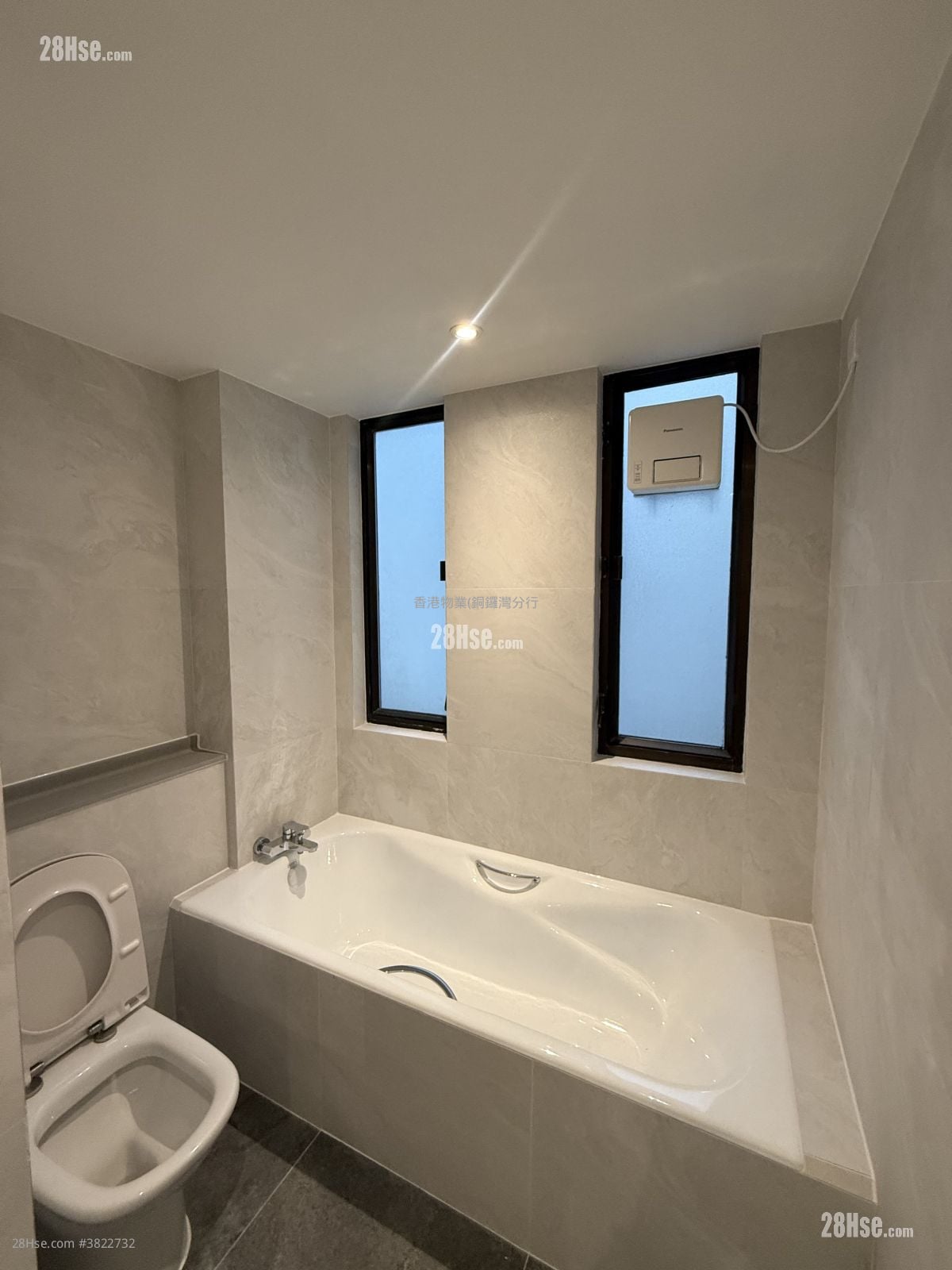 新豪大厦 售盘 3 房 , 2 浴室 1,230 平方尺