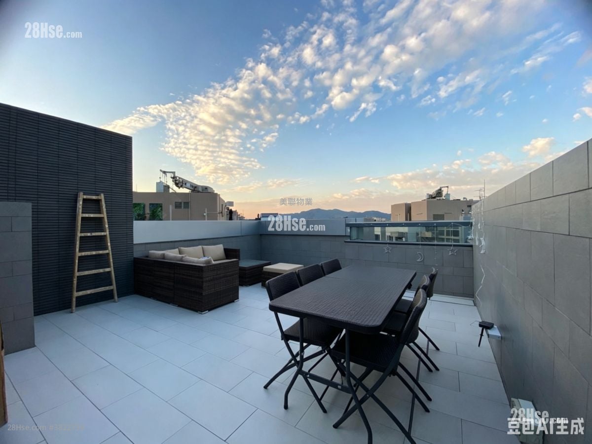rooftoop: Ontolo Sell 1 Bedroom , 1 Bathroom 394 ft²