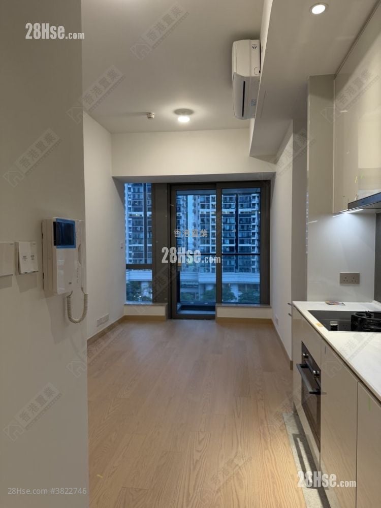 Grand Seasons 租盘 2 房 , 1 浴室 440 平方尺