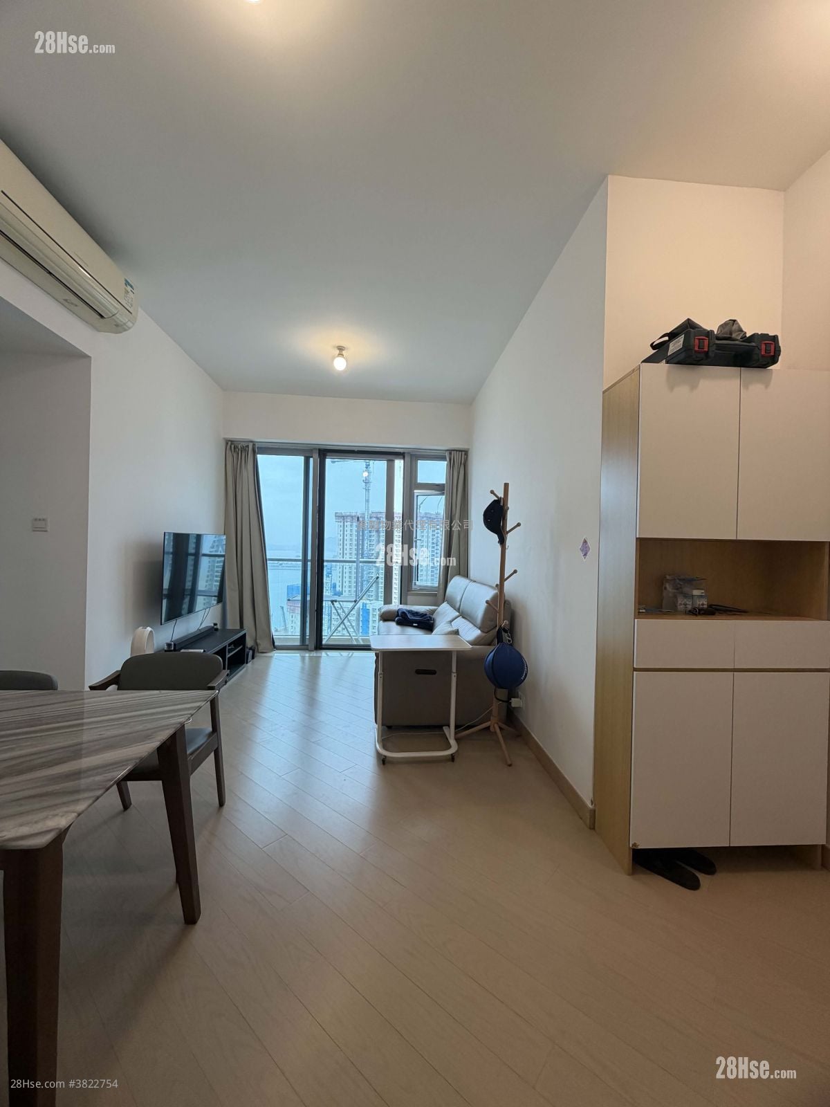 Century Link Sell 3 Bedrooms 639 ft²