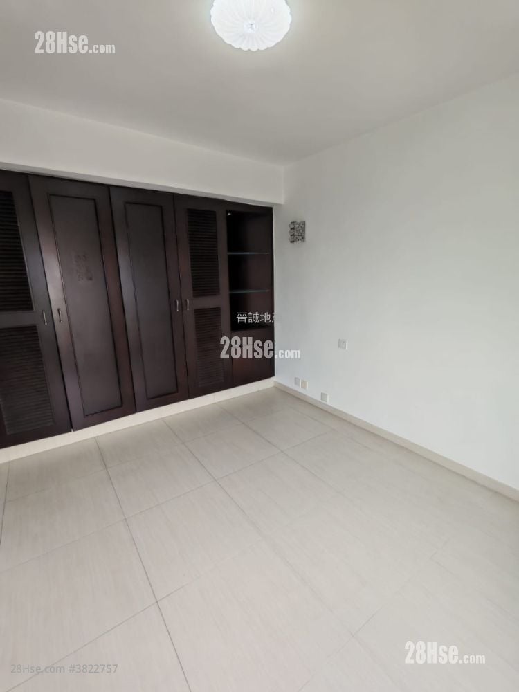 容龍居 售盤 4 房 , 3 浴室 970 平方呎