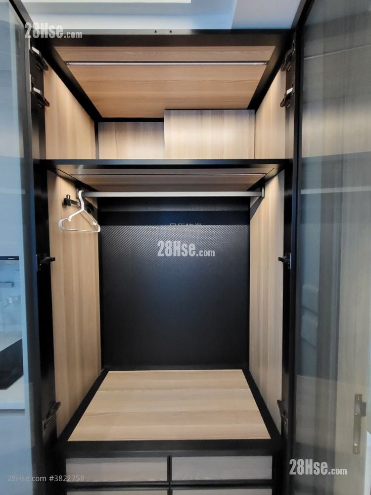 Central 8 Rental Studio , 1 Bathroom 203 ft²