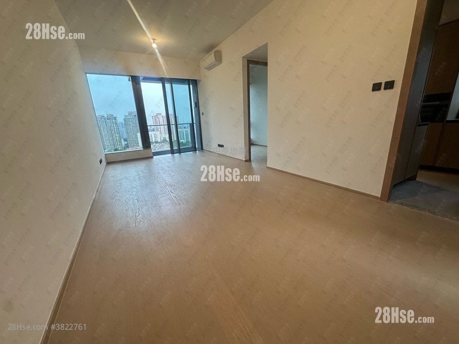 In One Rental 904 ft²