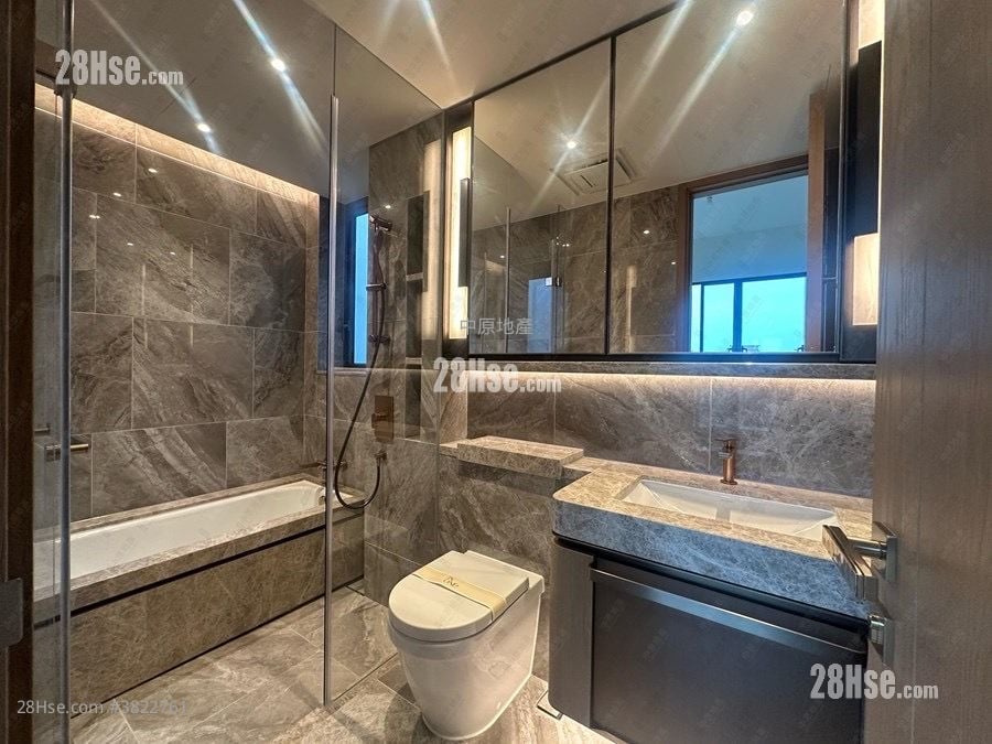 In One Rental 904 ft²