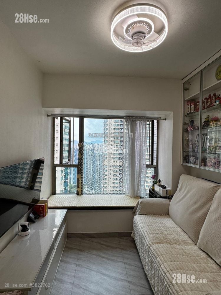 Tseung Kwan O Plaza Sell 2 Bedrooms 451 ft²