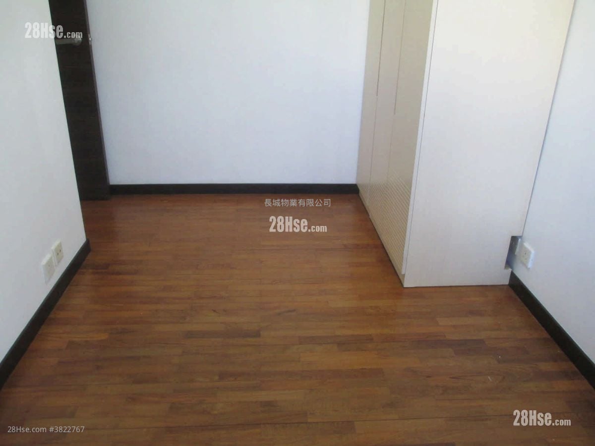 Splendid Place Rental 2 Bedrooms , 1 Bathroom 473 ft²