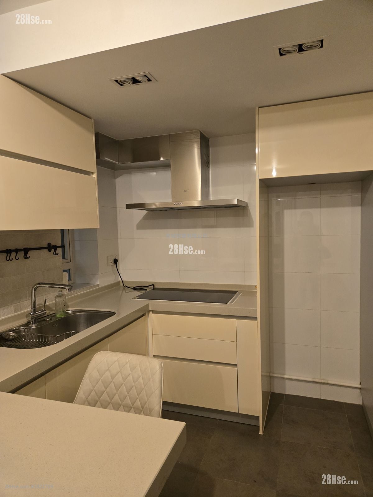 Nan Fung Sun Chuen Rental 1 Bedroom , 1 Bathroom 391 ft²