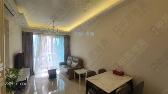 萬景峯 售盤 3 房 591 平方呎