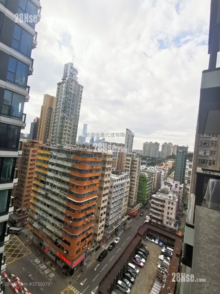 Baker Circle Greenwich 租盘 1 房 , 1 浴室 256 平方尺