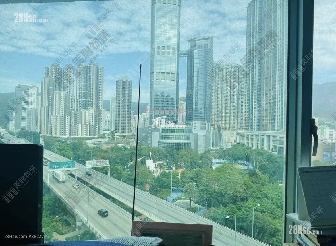 环宇海湾 售盘 4 房 854 平方尺