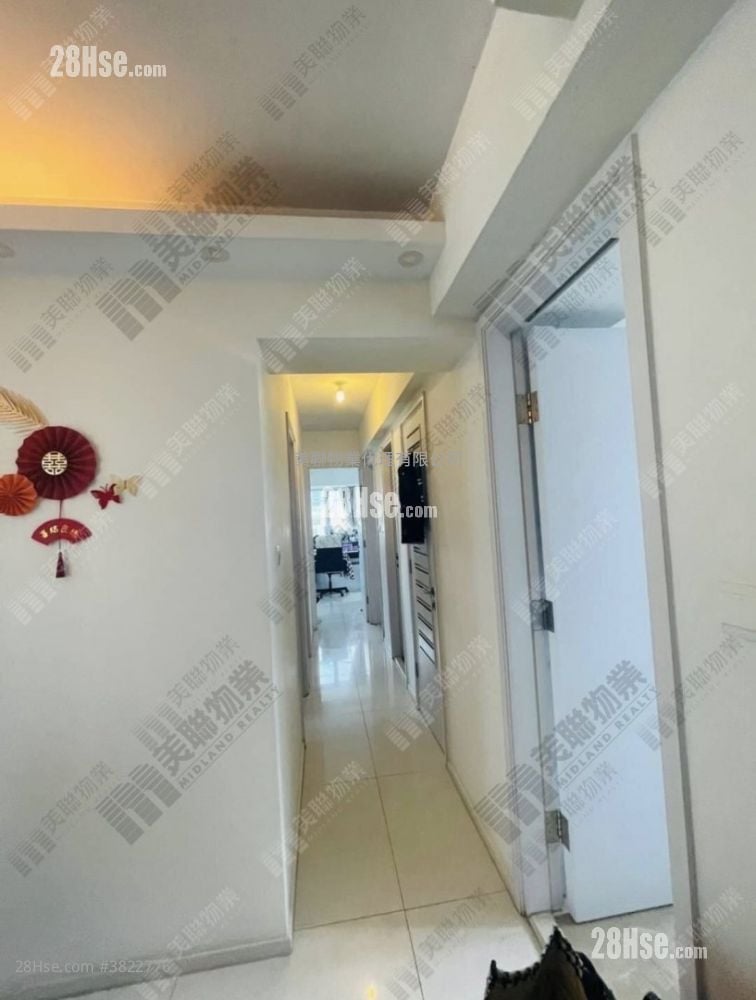 环宇海湾 售盘 4 房 854 平方尺