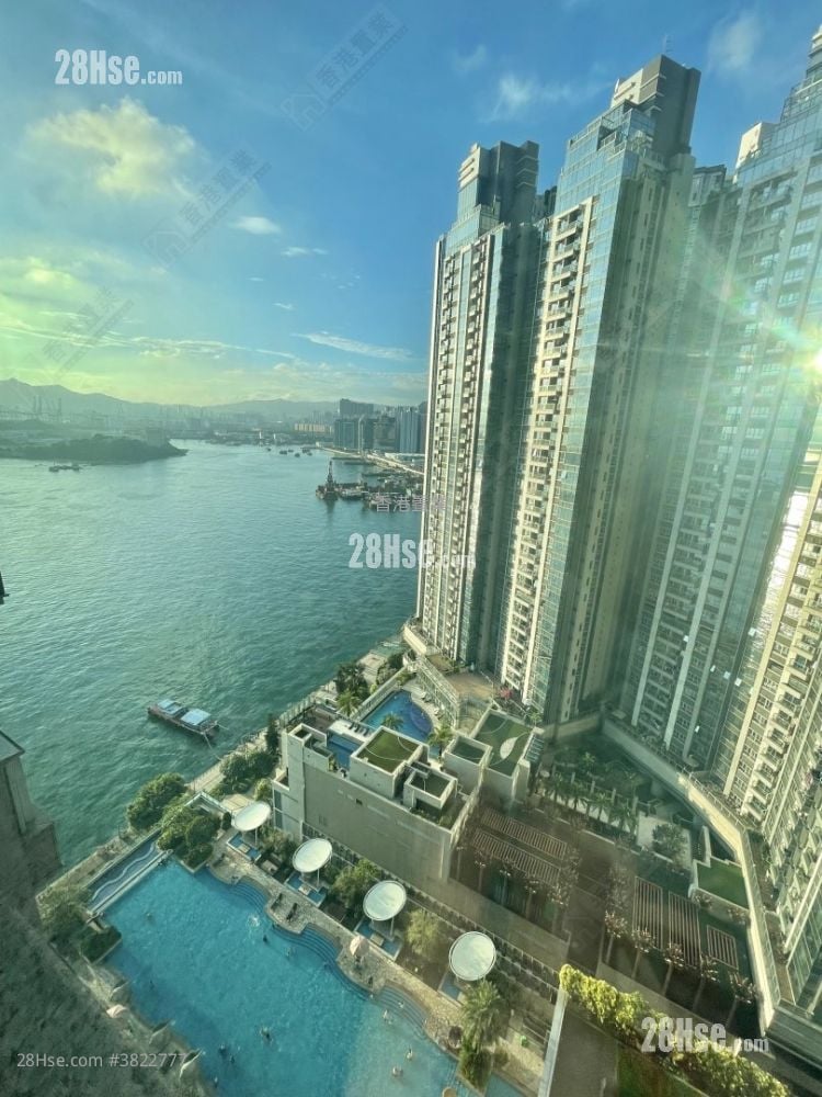 One Silversea Sell 3 Bedrooms , 2 Bathrooms 665 ft²
