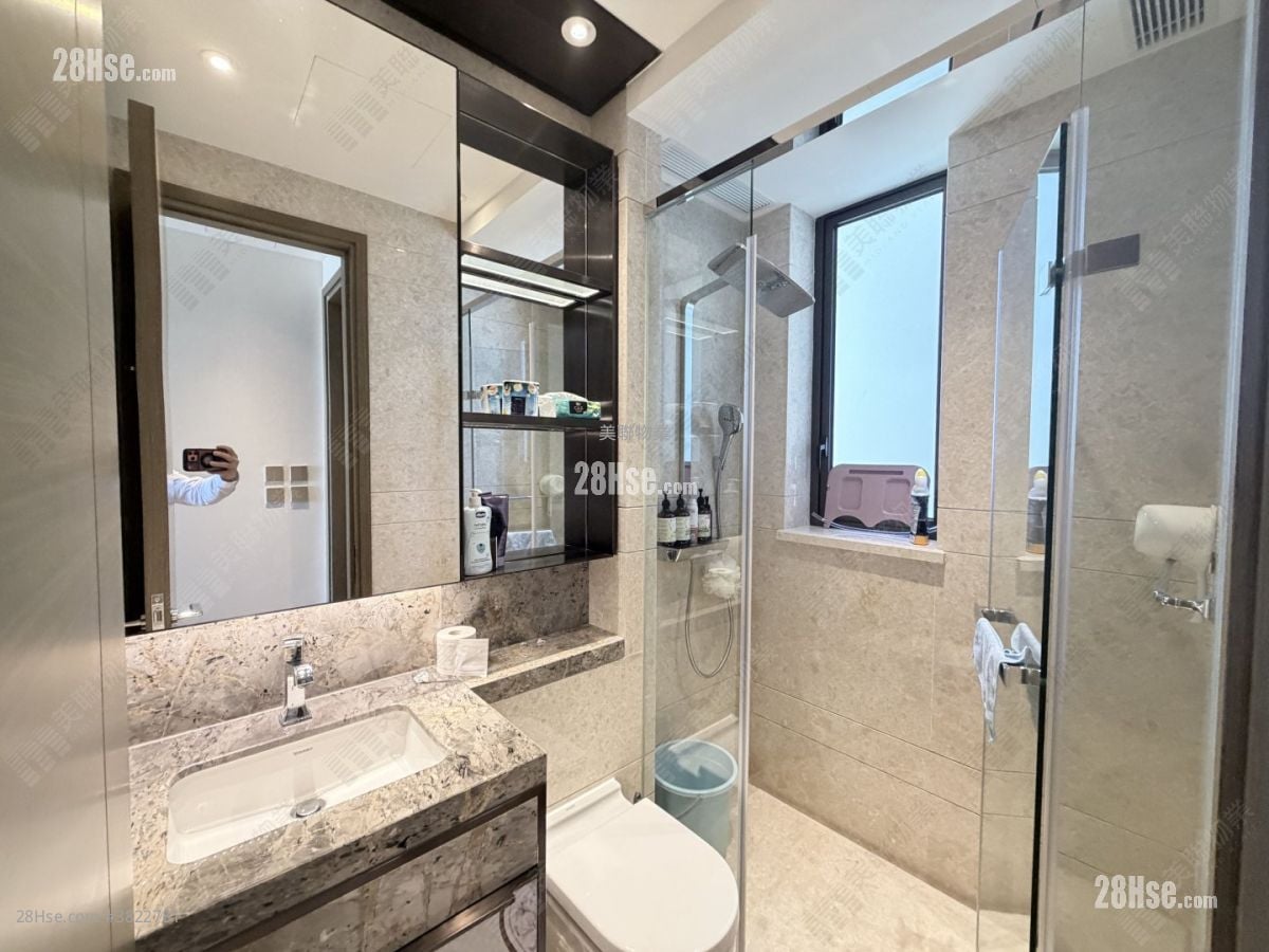 傲玟 租盤 3 房 , 2 浴室 1,180 平方呎