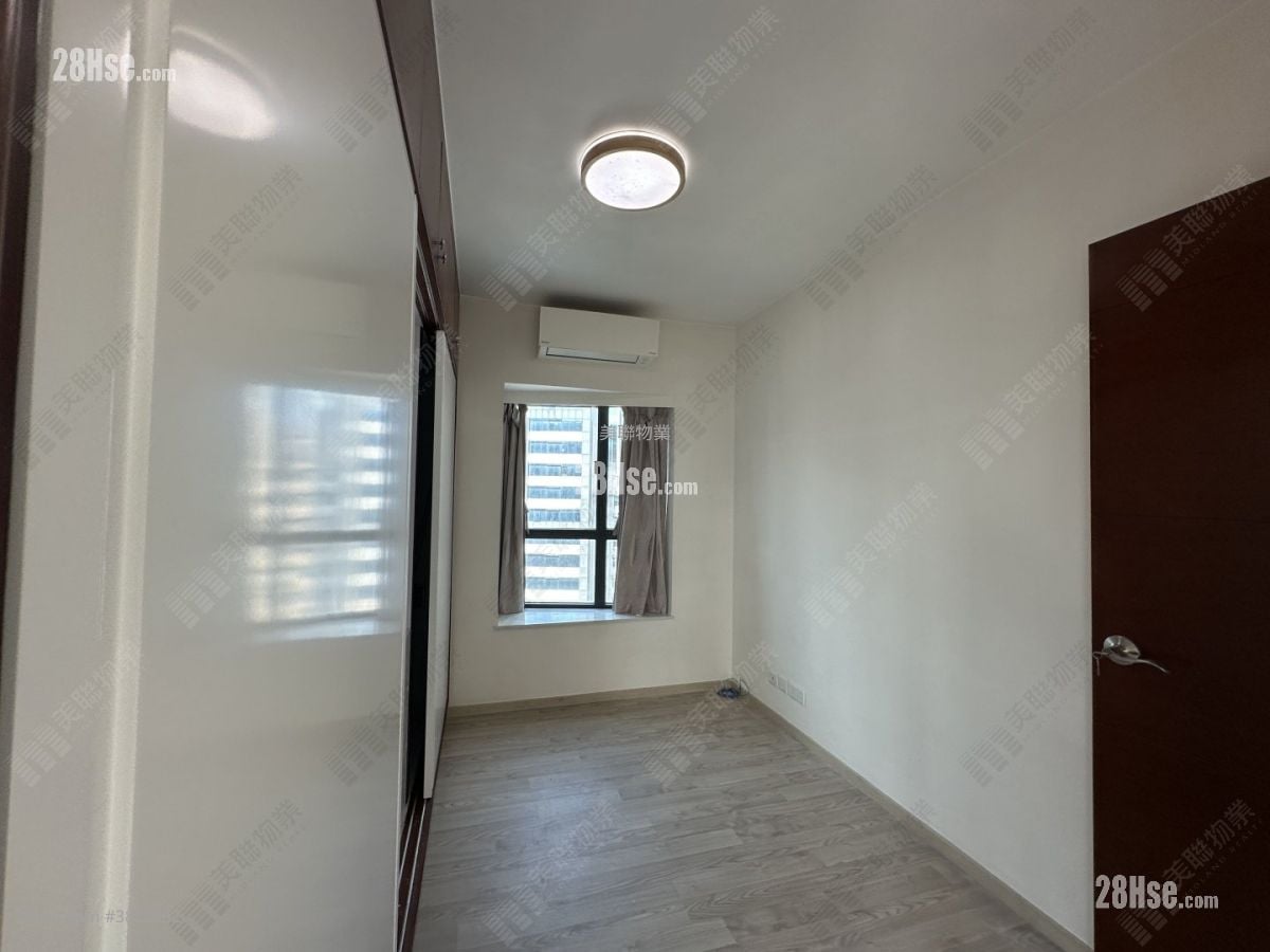 Carmen's Garden Rental 3 Bedrooms , 2 Bathrooms 1,000 ft²