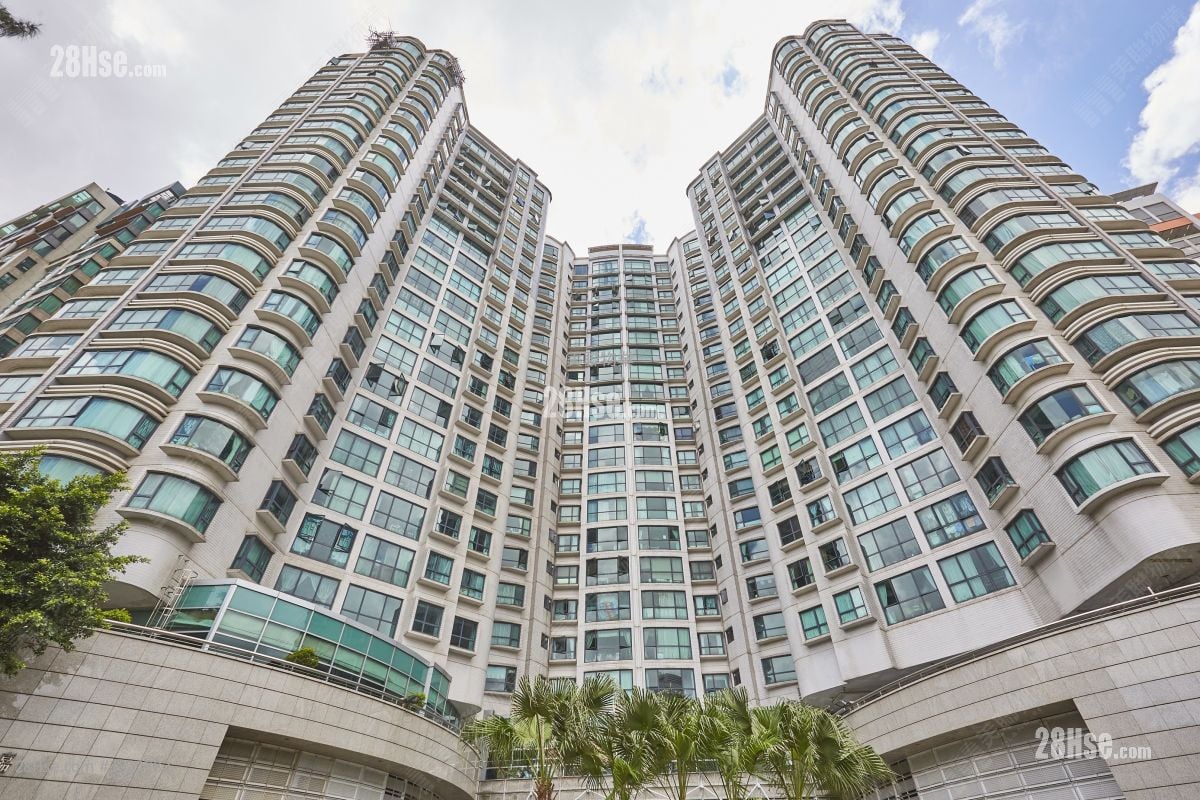 Carmen's Garden Rental 3 Bedrooms , 2 Bathrooms 1,000 ft²