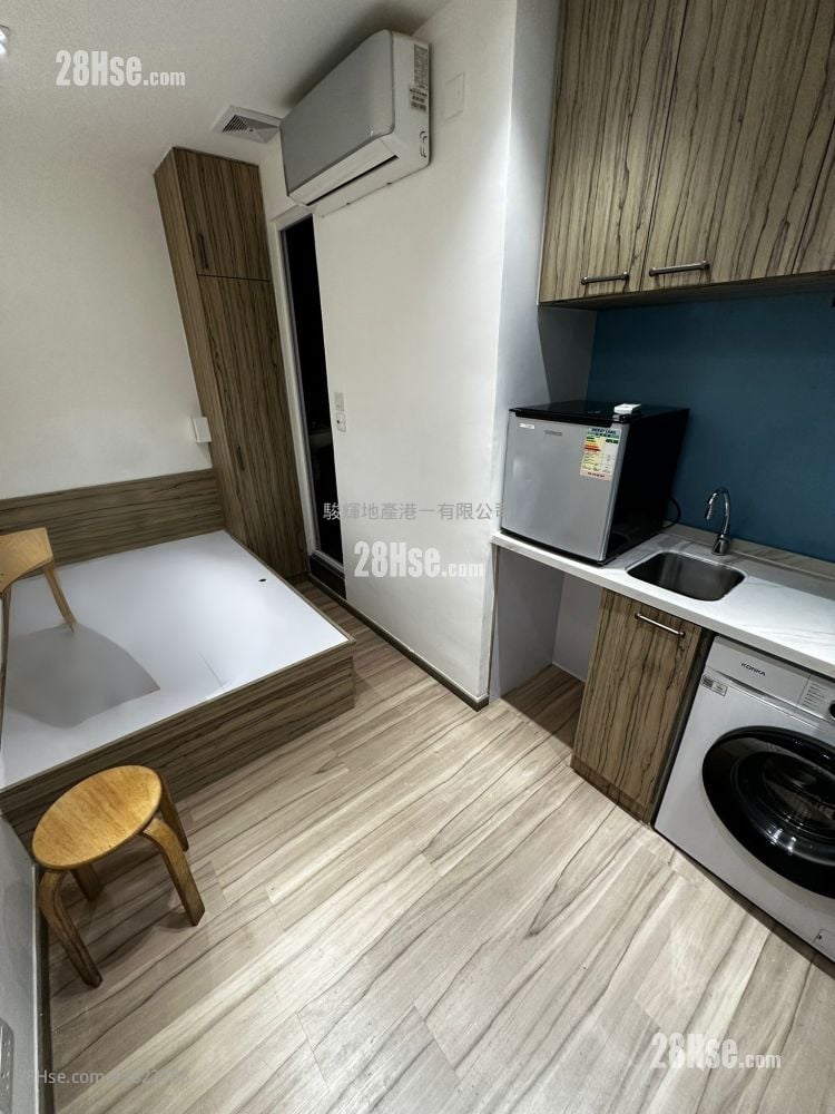 55 Hankow Road Rental Studio , 1 Bathroom 160 ft²