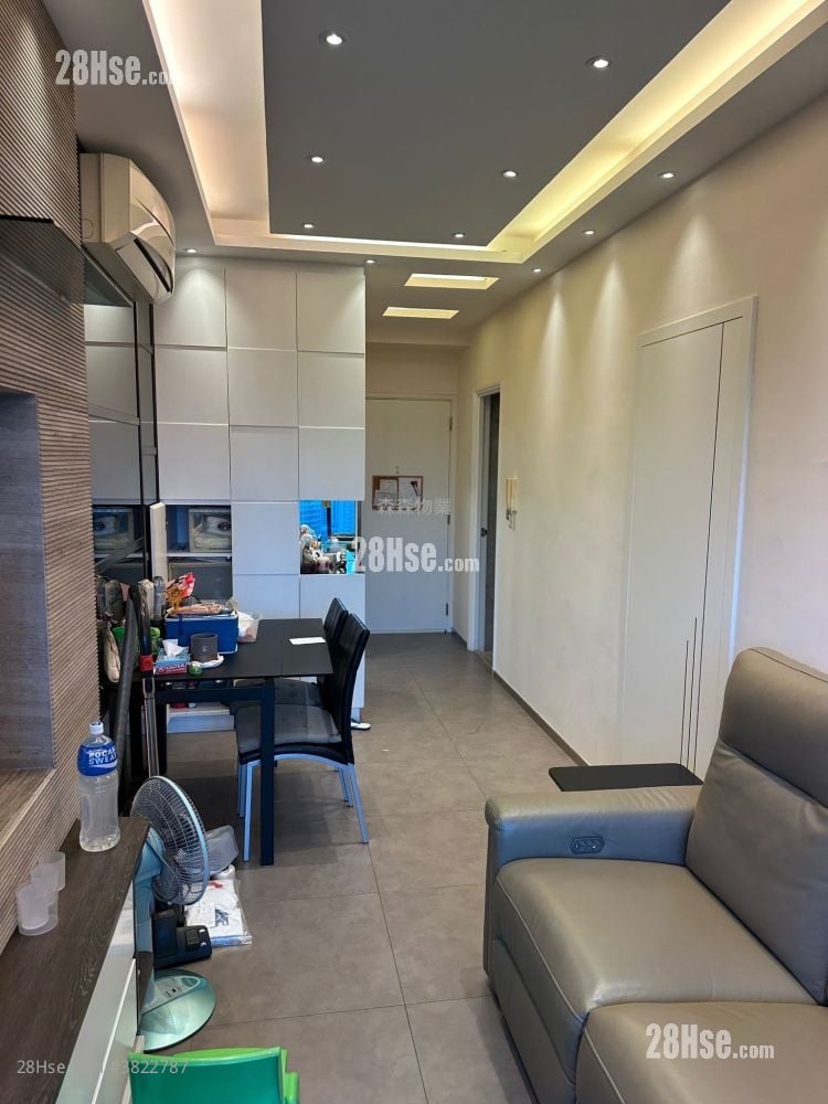 The Oakridge Rental 2 Bedrooms , 1 Bathroom 428 ft²