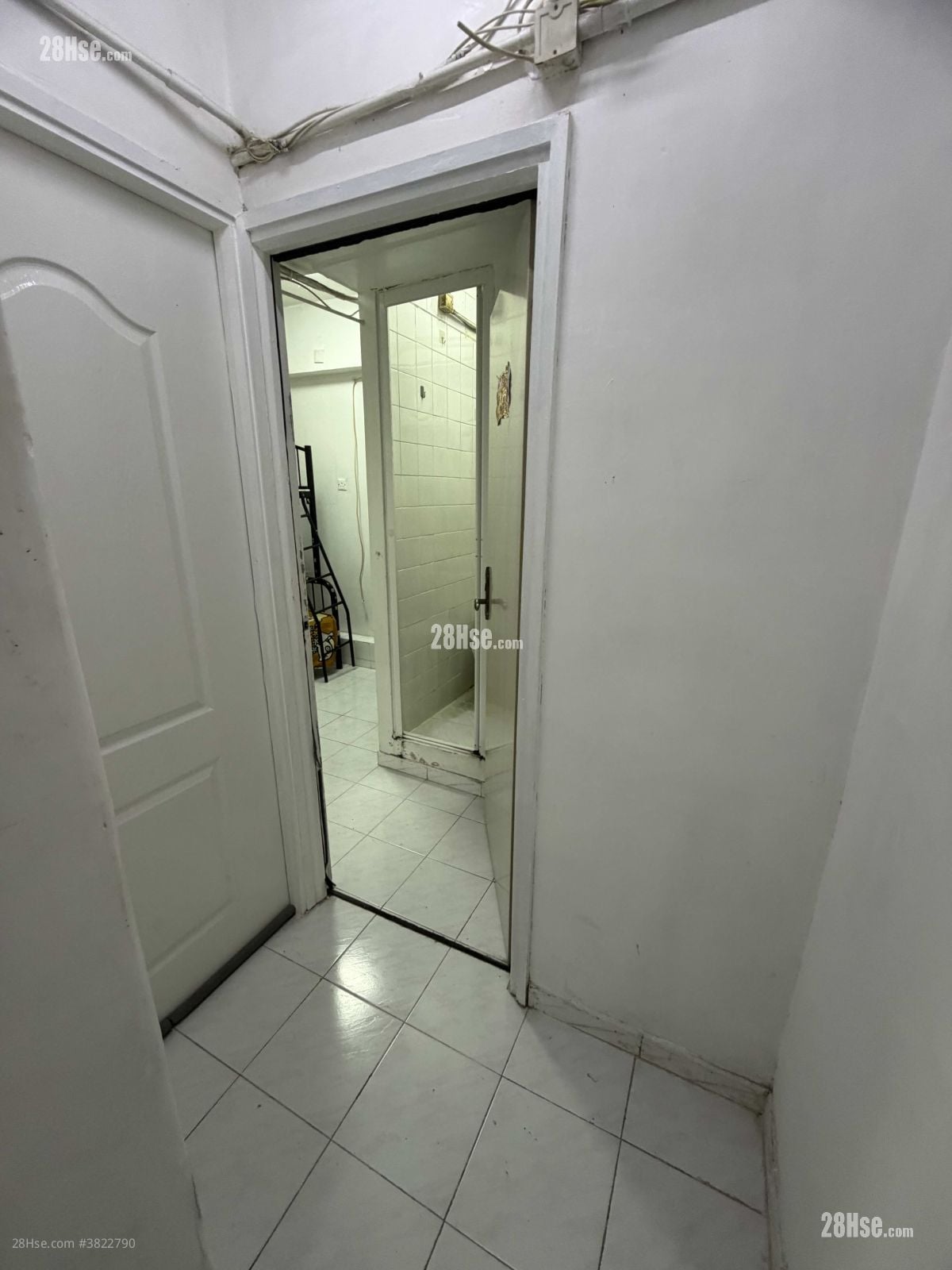 荃湾芙蓉运盛楼 租盘 1 房 , 1 浴室 150 平方尺