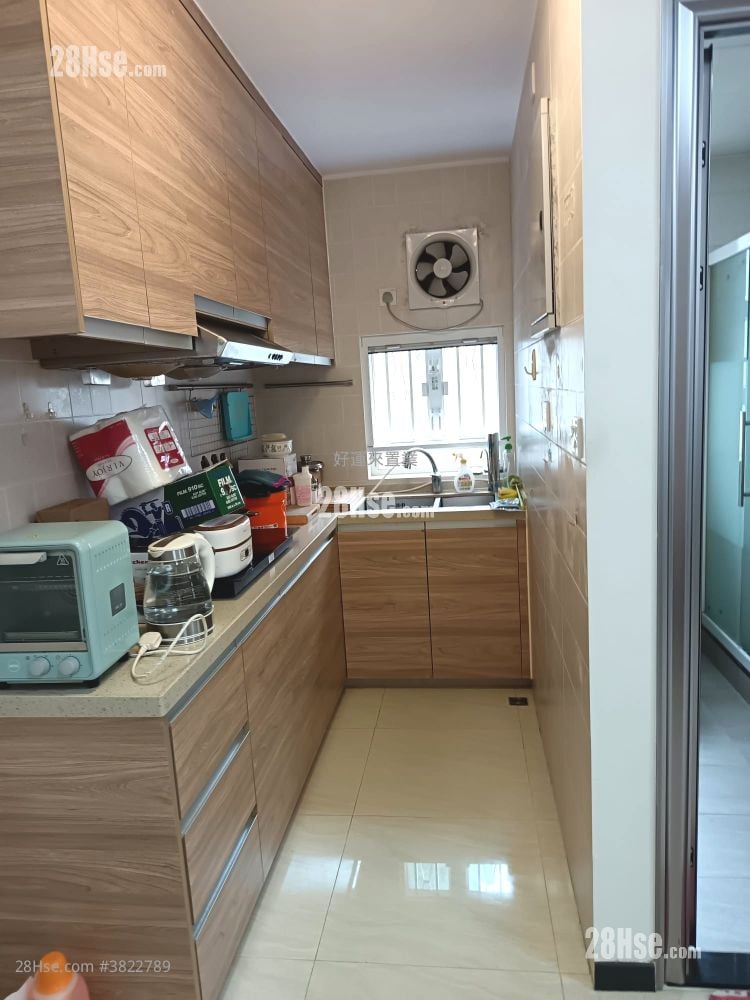 將軍澳村 租盤 3 房 , 1 浴室