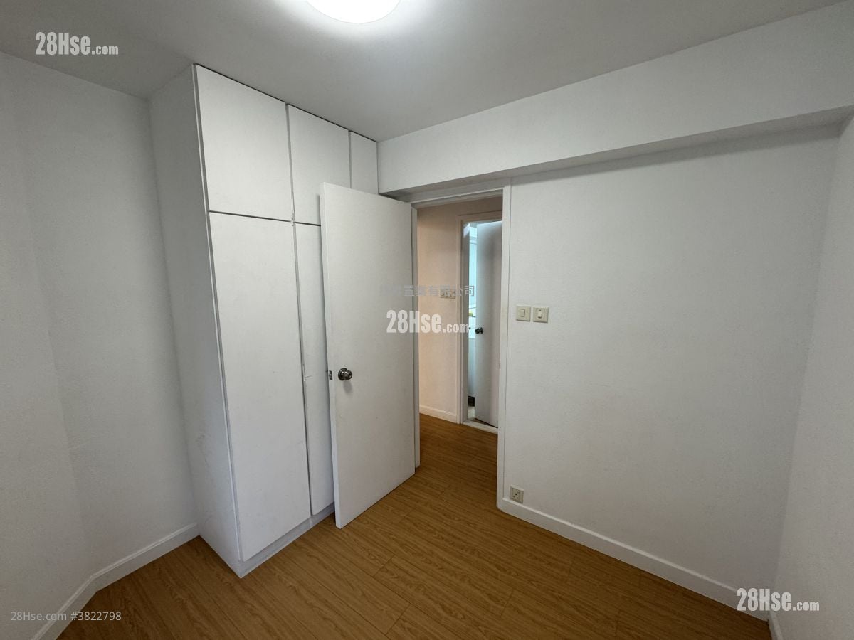 黄埔花园 售盘 3 房 , 2 浴室 732 平方尺