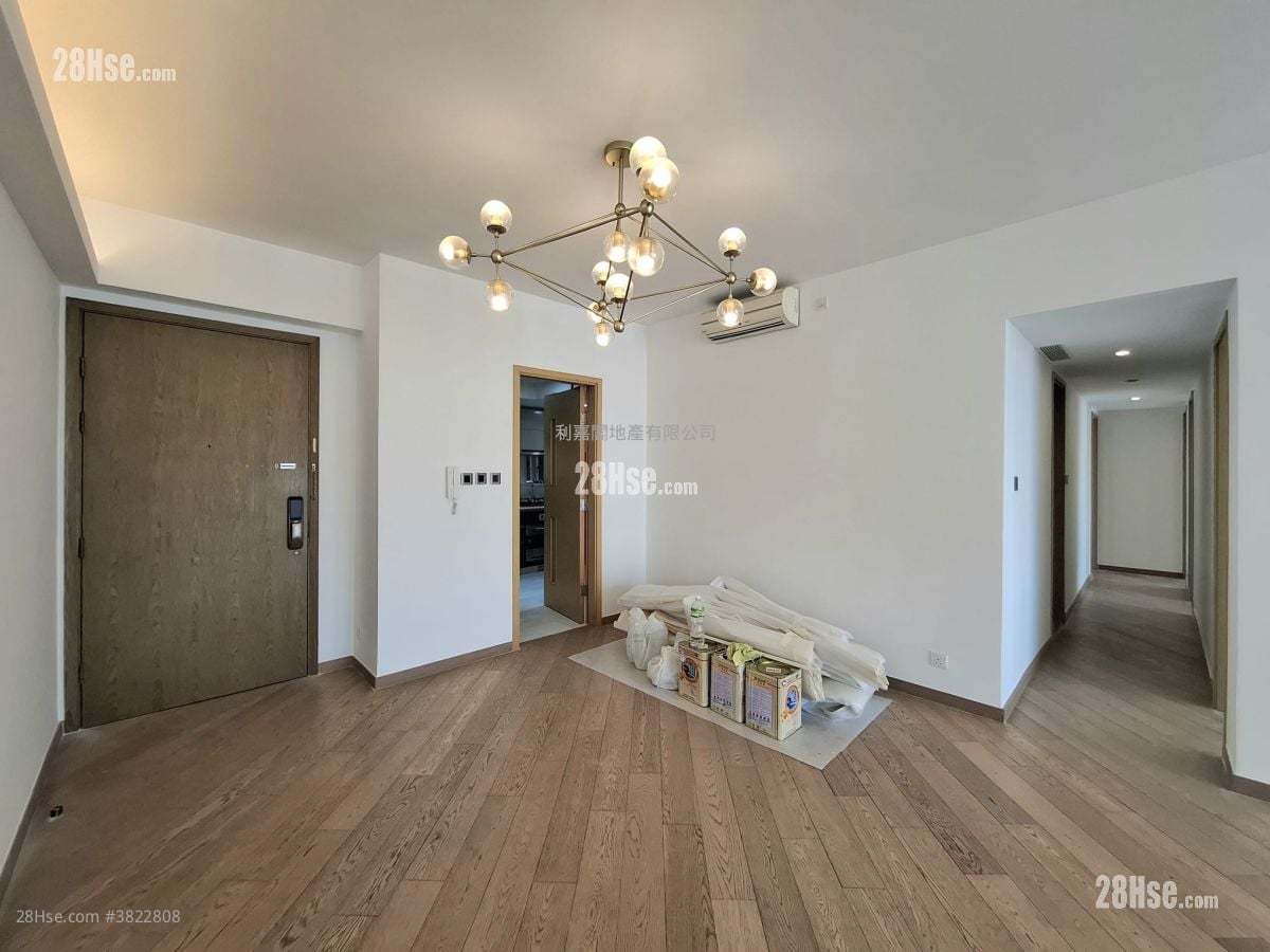 The Visionary Rental 4 Bedrooms , 2 Bathrooms 1,377 ft²