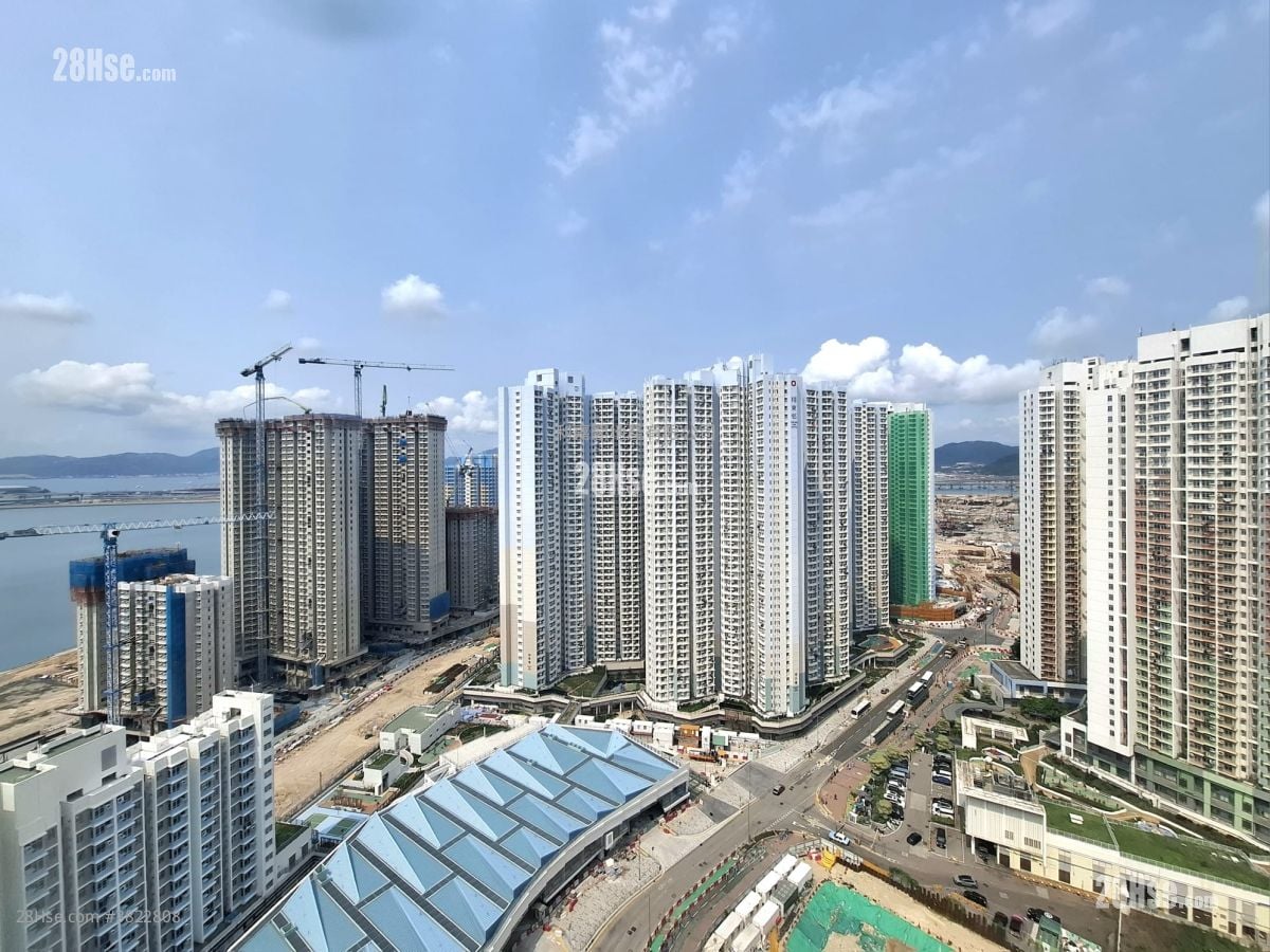 The Visionary Rental 4 Bedrooms , 2 Bathrooms 1,377 ft²