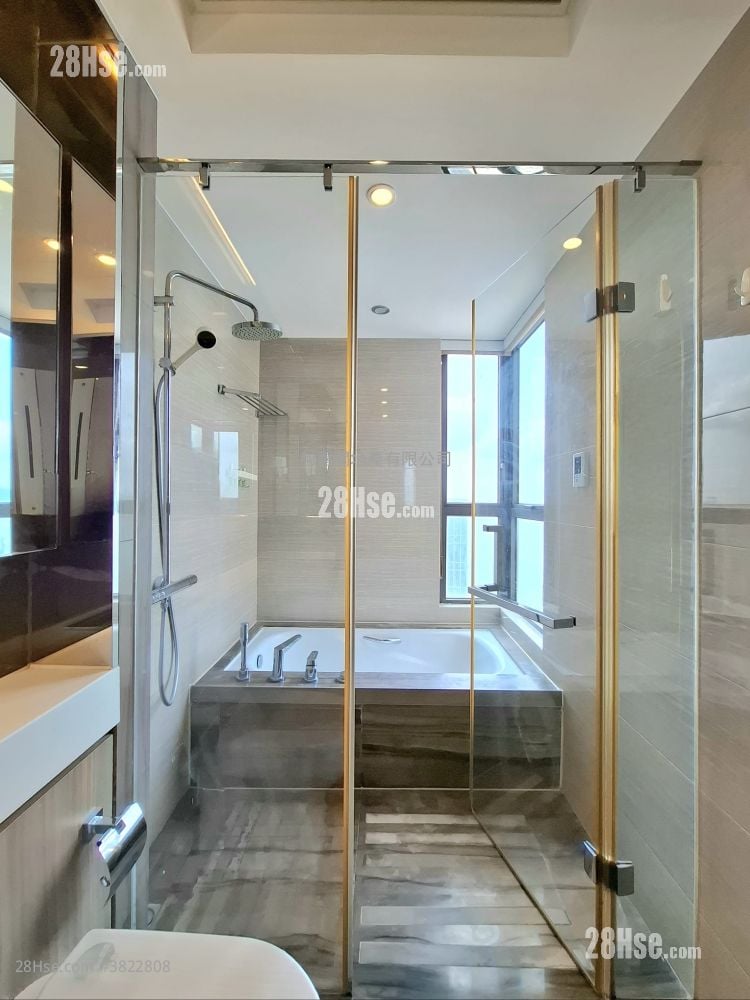 The Visionary Rental 4 Bedrooms , 2 Bathrooms 1,377 ft²