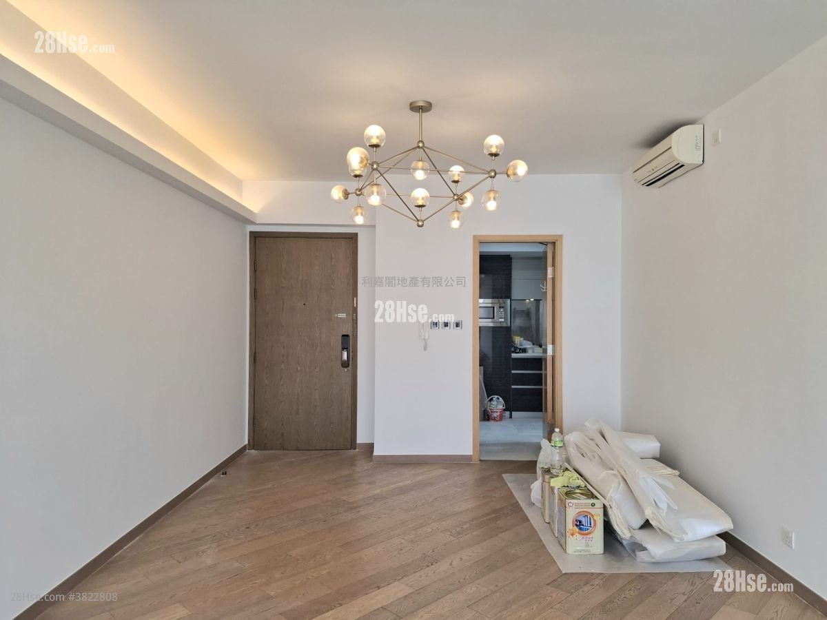 The Visionary Rental 4 Bedrooms , 2 Bathrooms 1,377 ft²