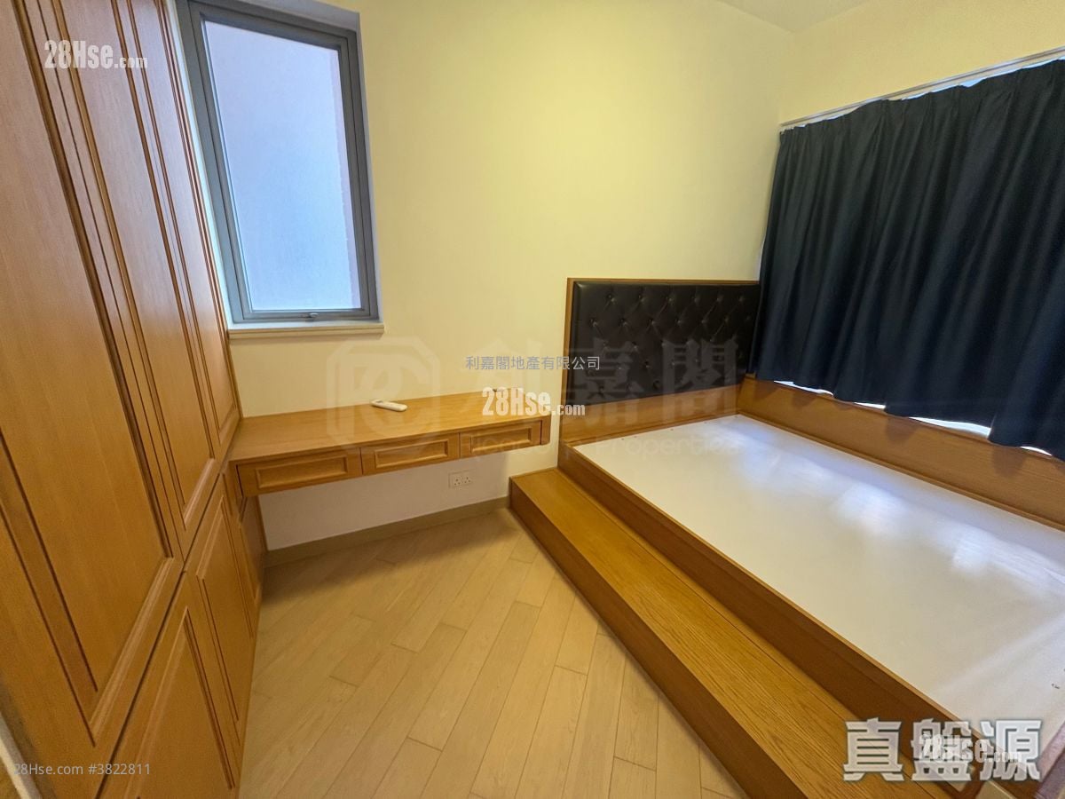 峻峦 售盘 2 房 640 平方尺