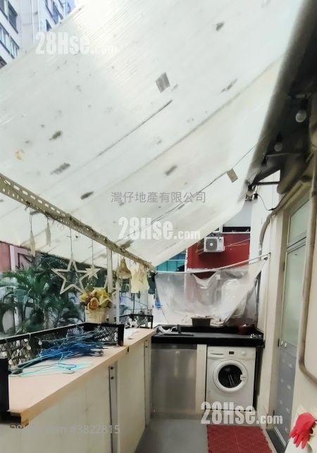 莊士敦大樓 租盤 2 房 , 1 浴室 338 平方呎