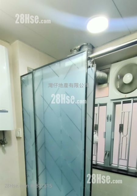 莊士敦大樓 租盤 2 房 , 1 浴室 338 平方呎