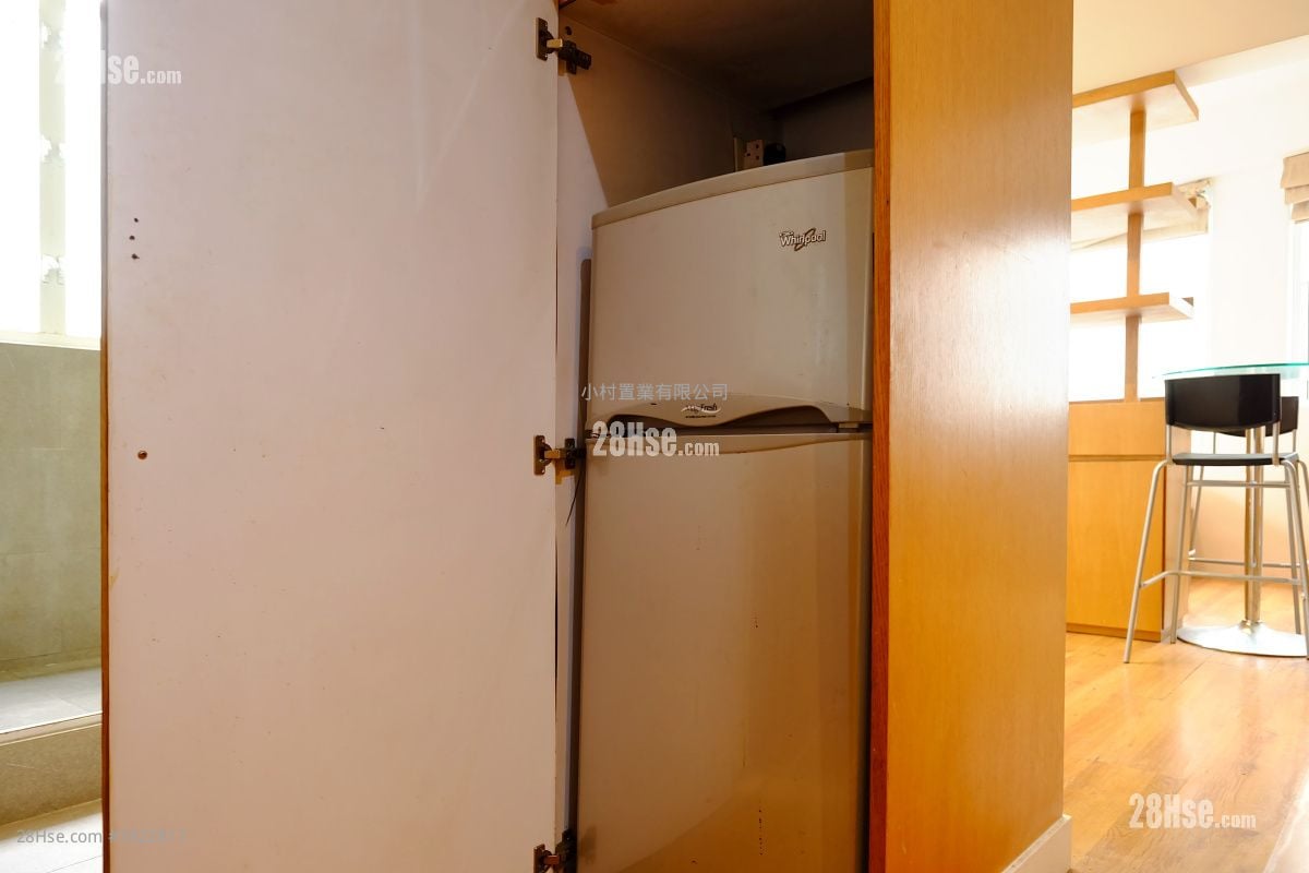 廚房: 荷李活道66號 租盤 開放式間隔 , 1 浴室 357 平方呎